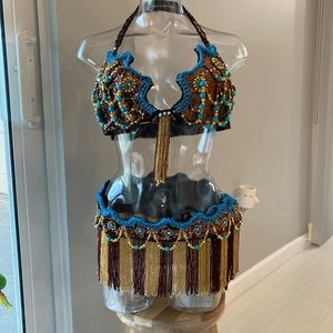 Belly dance costume FLASH SALE 🤩🤩⚡️⚡️🔥🔥 THIS WEEK ONLY!!
